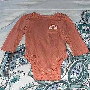 2 onesies, their in good condition.